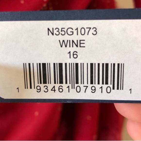 MARCHESA Evening Gown notte wine floral appliqué trumpet gown dress 16 - Picture 15 of 16